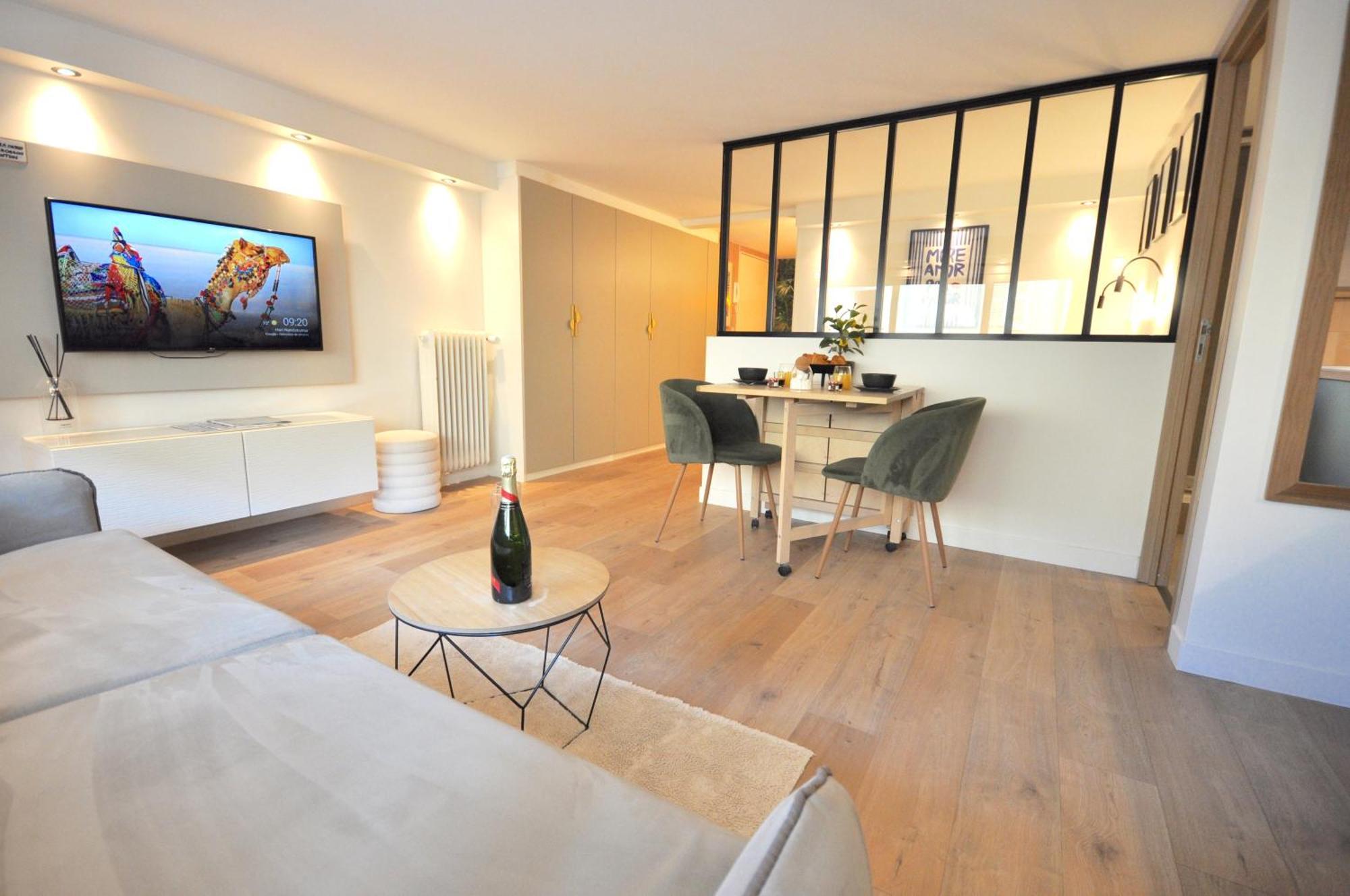 Monaco # Menton - 4 Persons - Hypercenter - Private Parking - Full Renovated - Clim - Fast Wifi - Beach And Sun Экстерьер фото