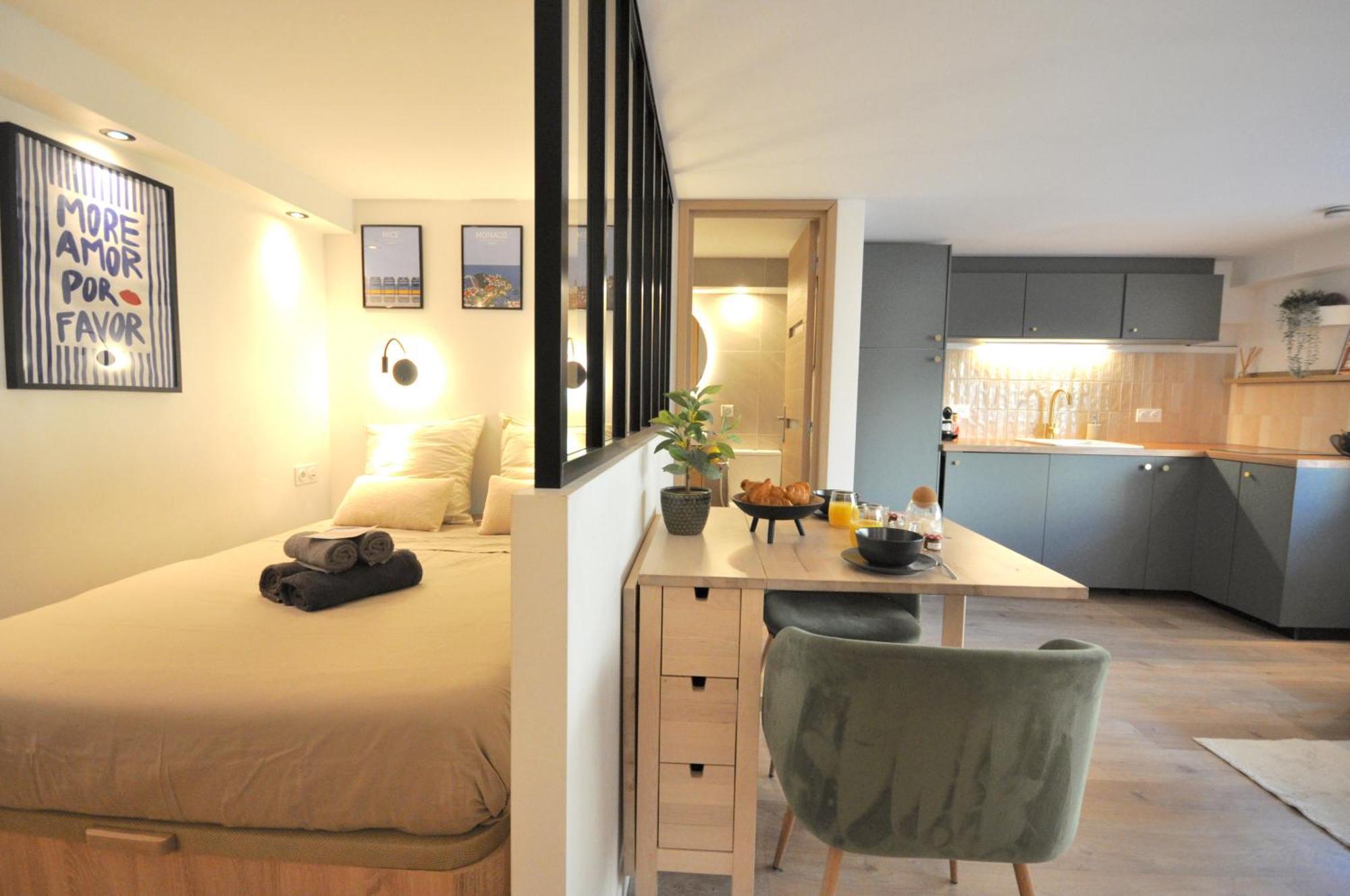 Monaco # Menton - 4 Persons - Hypercenter - Private Parking - Full Renovated - Clim - Fast Wifi - Beach And Sun Экстерьер фото