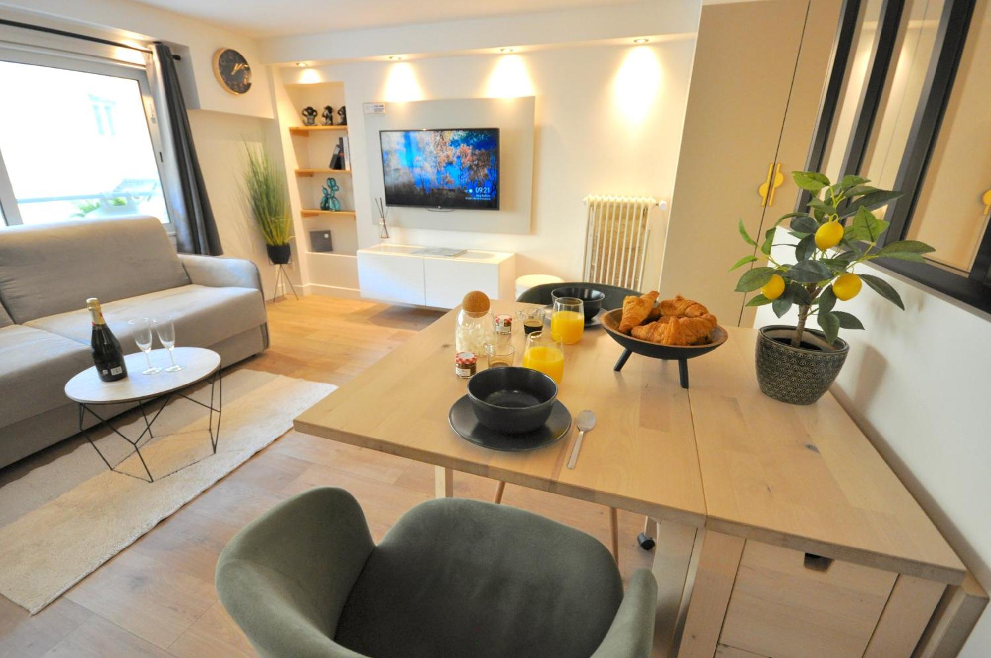 Monaco # Menton - 4 Persons - Hypercenter - Private Parking - Full Renovated - Clim - Fast Wifi - Beach And Sun Экстерьер фото