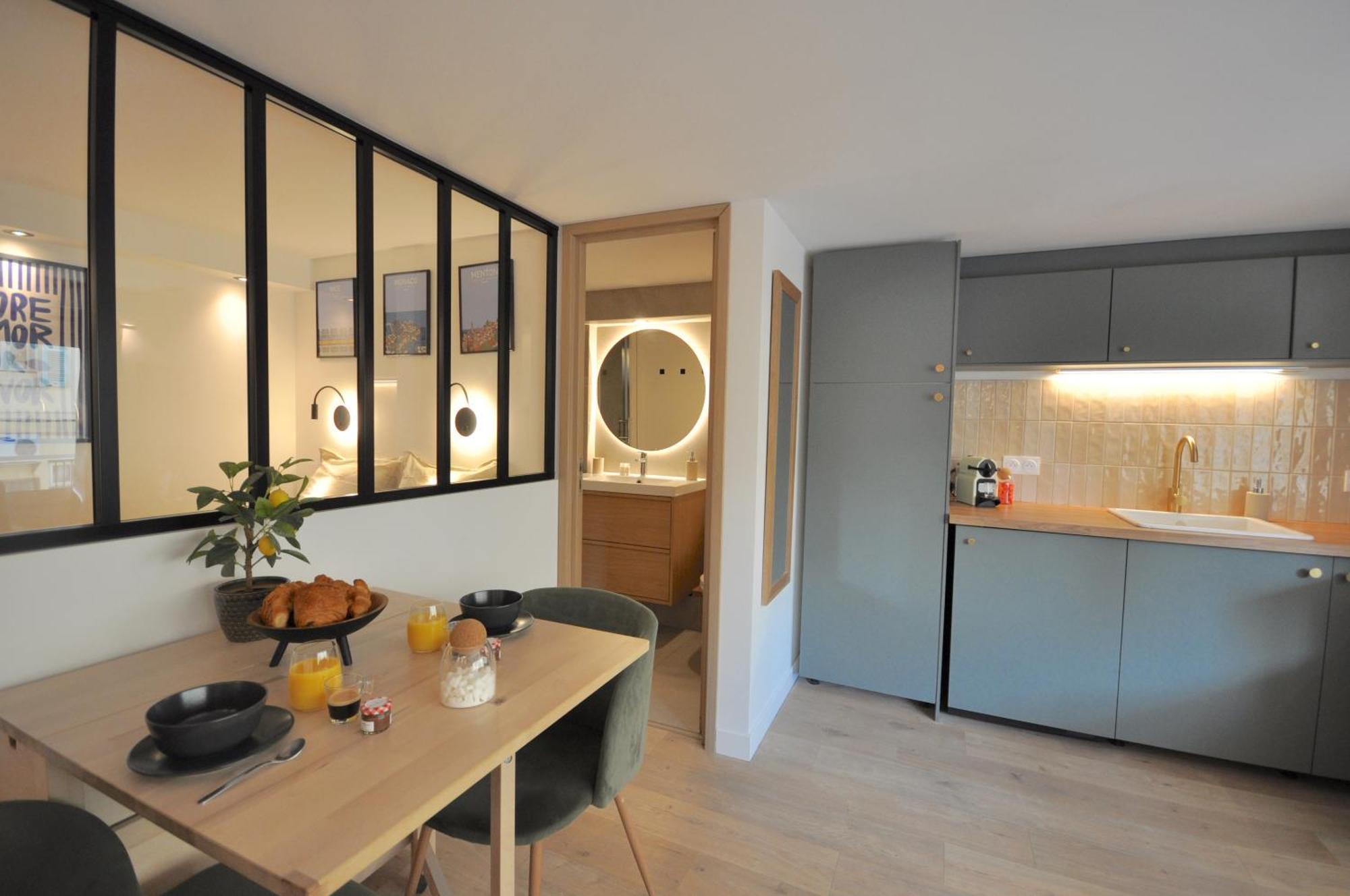 Monaco # Menton - 4 Persons - Hypercenter - Private Parking - Full Renovated - Clim - Fast Wifi - Beach And Sun Экстерьер фото
