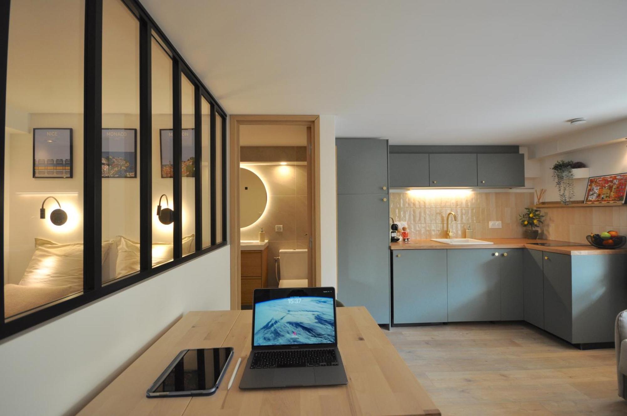 Monaco # Menton - 4 Persons - Hypercenter - Private Parking - Full Renovated - Clim - Fast Wifi - Beach And Sun Экстерьер фото